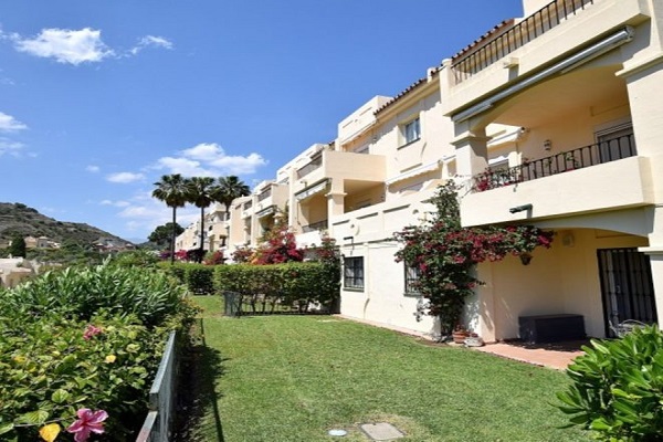 Homes For Sale in La Quinta Hills, La Quinta, Benahavis. | SpainForSale.Properties Luxury Real Estate For Sale & Rent.