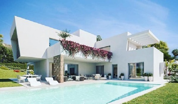 Houses For Sale in Atalaya Golf, Estepona. | LuxuryForSale.Properties, exclusive Real Estate for sale & rent.