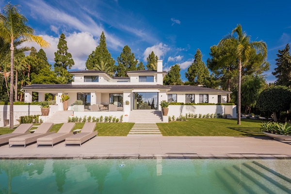 Homes For Sale in Hacienda Las Chapas, Marbella | LuxuryForSale.Properties, exclusive Real Estate for sale & rent.