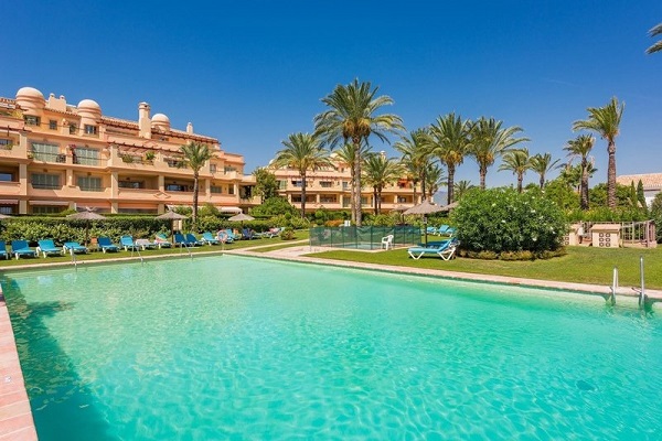 Homes For Sale in Four Seasons, Los Flamingos, Benahavis. | SpainForSale.Properties Luxury Real Estate For Sale & Rent.