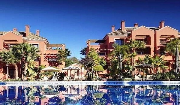 Homes For Sale in La Alzambra, Puerto Banus, Marbella. | SpainForSale.Properties Luxury Real Estate For Sale & Rent.