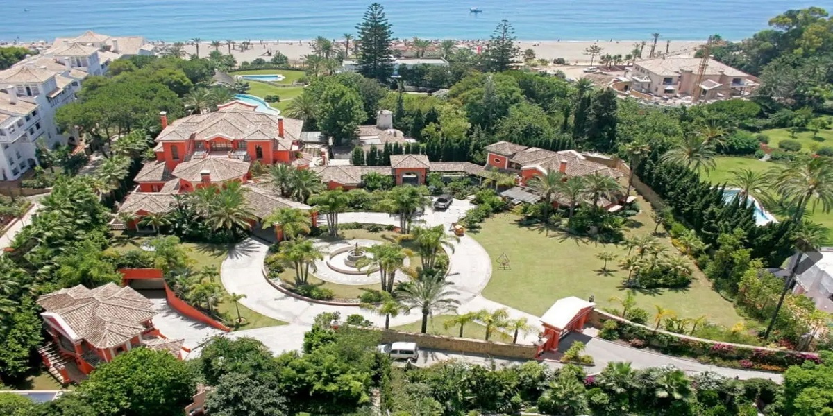 front line beach villa