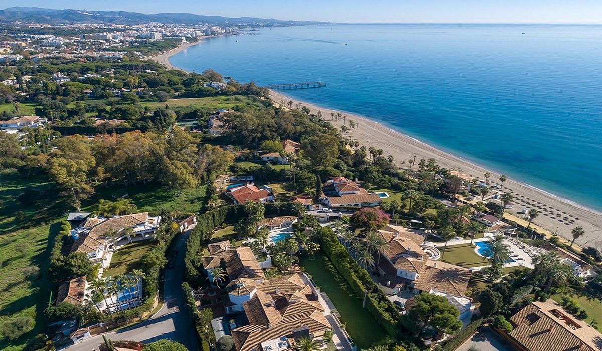the golden mile of marbella
